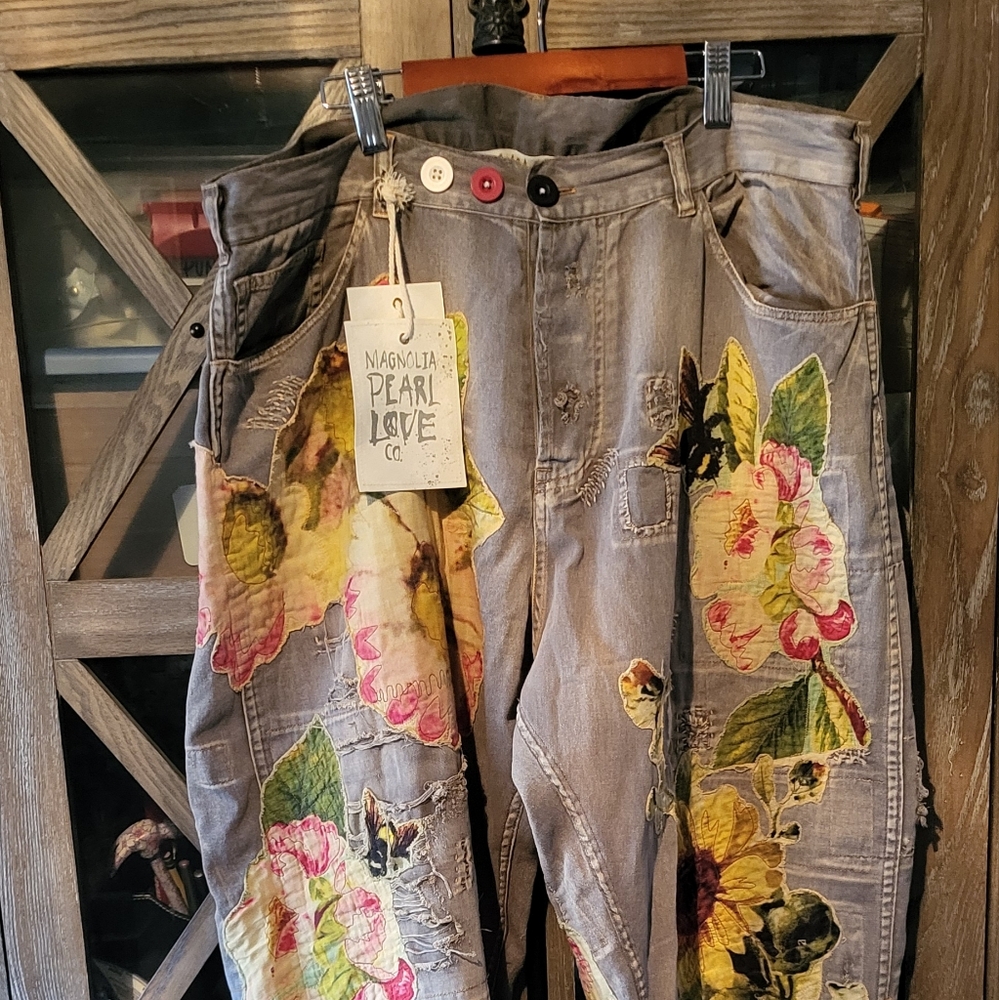 Magnolia Pearl Miners Pants Daisies & Bees